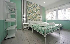Dimora di Antonietta Room - near Train Station&Wi-Fi